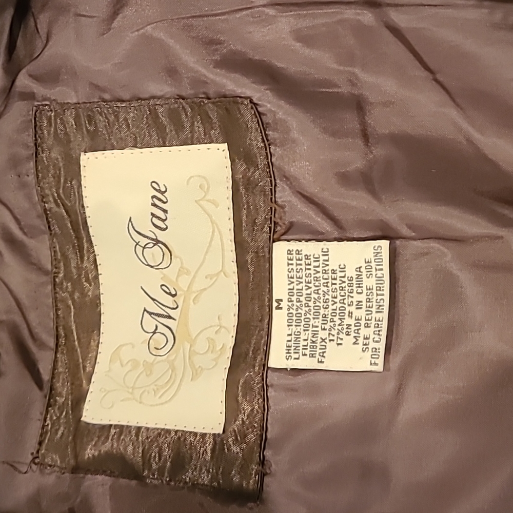 Vest - Picture 3 of 7